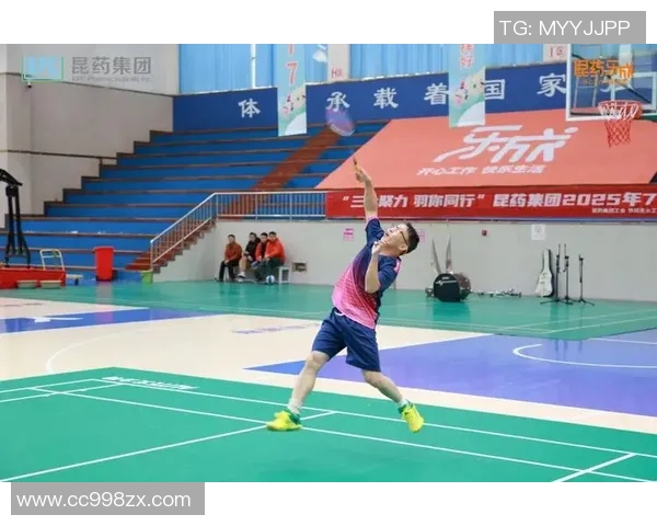 羽毛球逆袭之路：上海羽毛球队奋勇拼搏的真实记录与成长故事